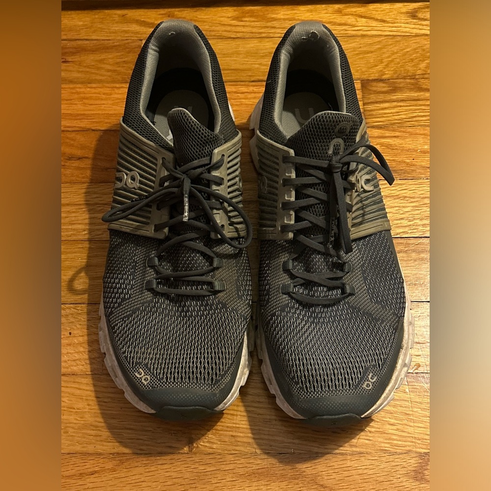 USED On Running Men's Cloudswift Running Shoe, Sand/Grey, Size 11